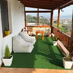 Ξενοδοχείο με διαμερίσματα Castle View Serenity --